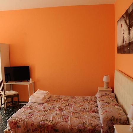 Andrea Affittacamere E B&B Solignano Nuovo Ngoại thất bức ảnh