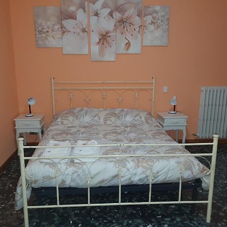 Andrea Affittacamere E B&B Solignano Nuovo Ngoại thất bức ảnh