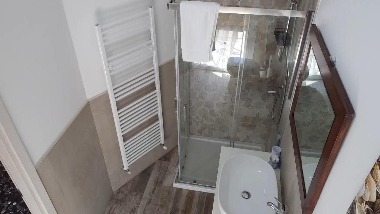 Andrea Affittacamere E B&B Solignano Nuovo Ngoại thất bức ảnh