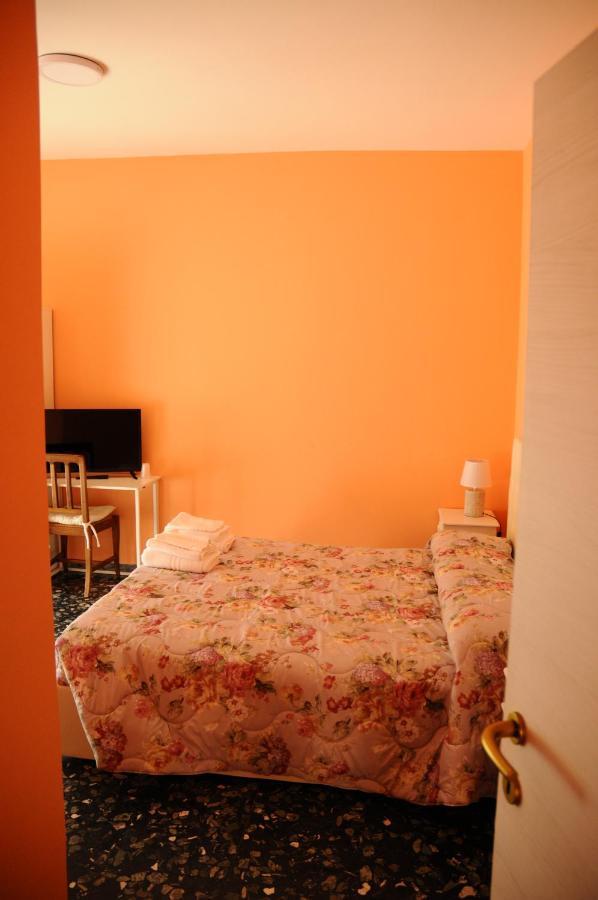 Andrea Affittacamere E B&B Solignano Nuovo Ngoại thất bức ảnh