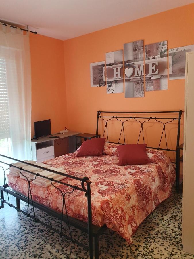 Andrea Affittacamere E B&B Solignano Nuovo Ngoại thất bức ảnh