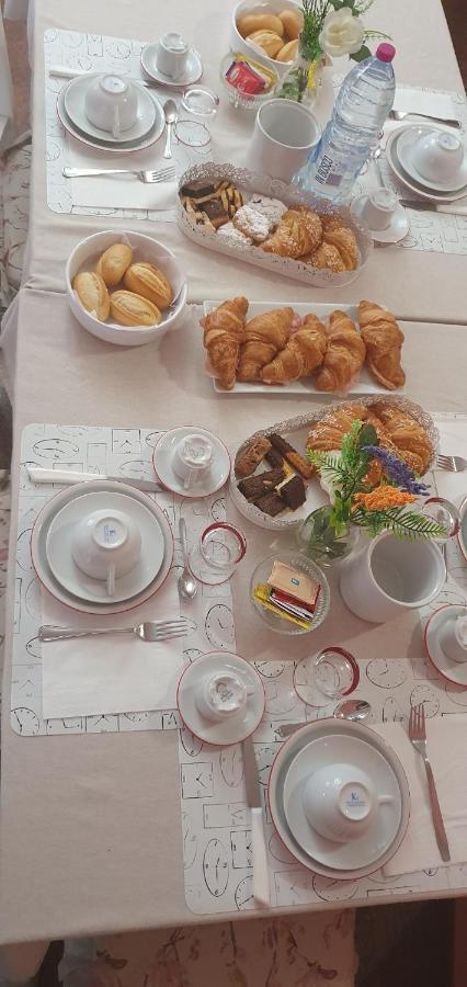 Andrea Affittacamere E B&B Solignano Nuovo Ngoại thất bức ảnh