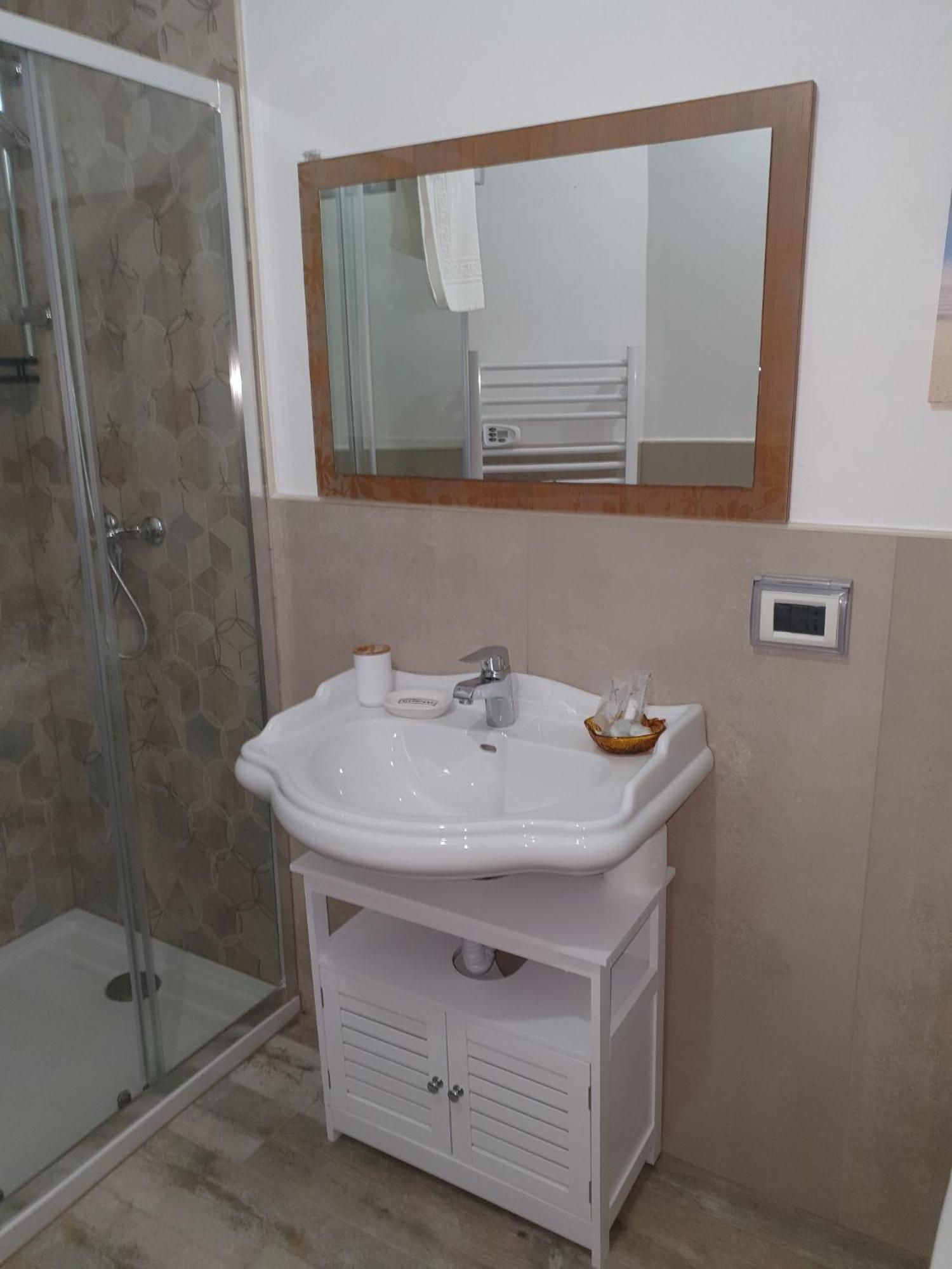 Andrea Affittacamere E B&B Solignano Nuovo Ngoại thất bức ảnh